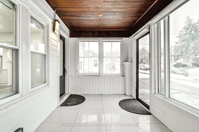 Additional image 34 of 3 Wardrope Ave