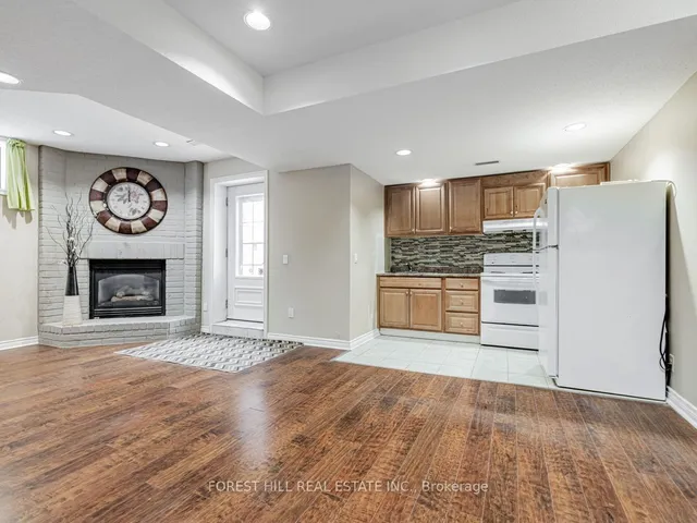 Additional image 30 of 121 Nipigon Ave