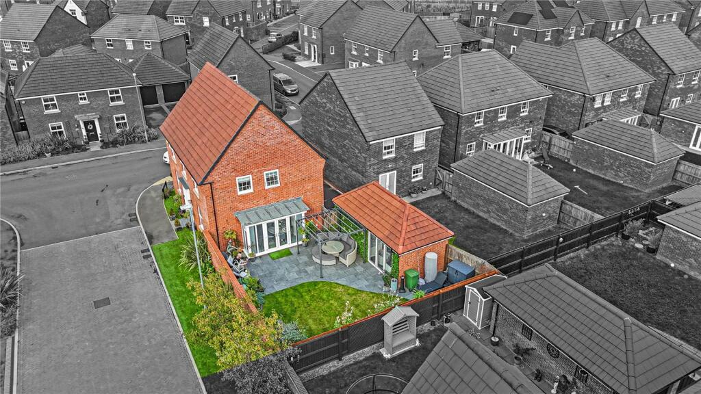 Additional image 26 of Collins Grove, Tamworth, Staffordshire, B78