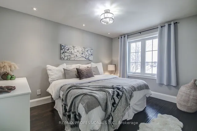 Additional image 27 of 57 Odessa Ave