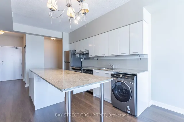 Additional image 6 of 33 Singer Crt Unit 2703