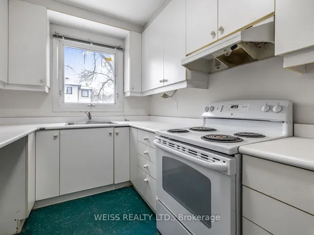 Additional image 18 of 98 Frontenac Ave