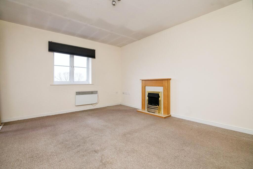 Additional image 5 of Cavalier Drive, Halesowen, B63