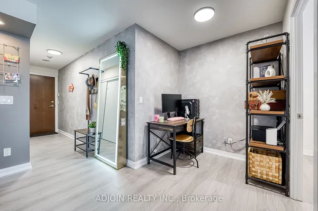 Additional image 7 of 181 Village Green Sq Unit 1113