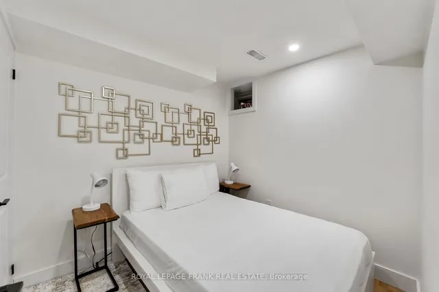 Additional image 15 of 70 Wiltshire Ave