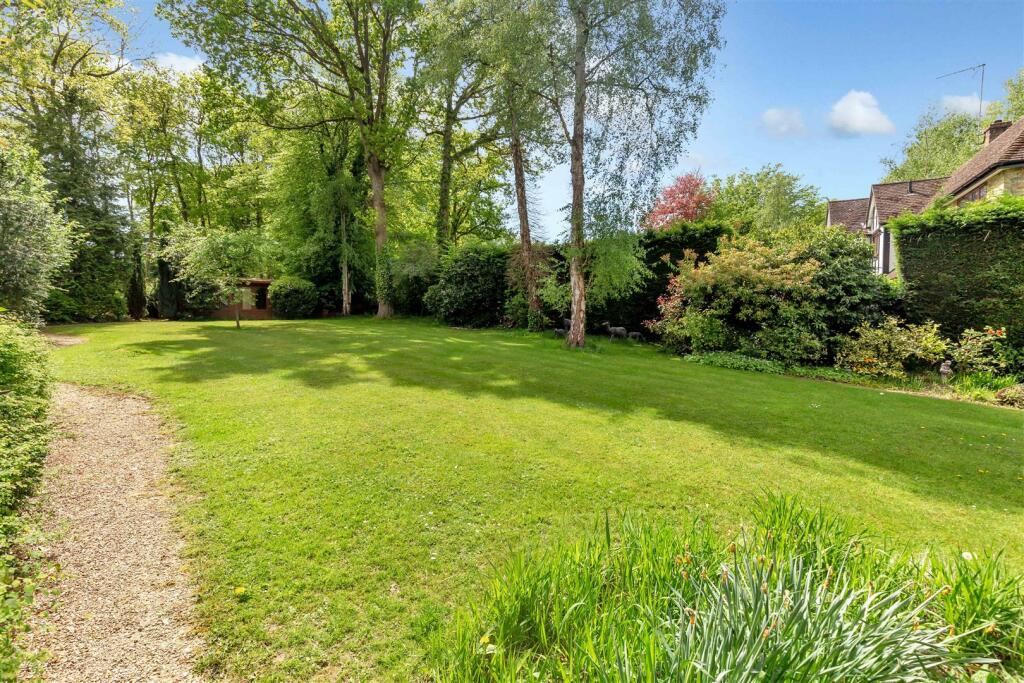 Additional image 19 of Firs Walk, Tewin, Welwyn