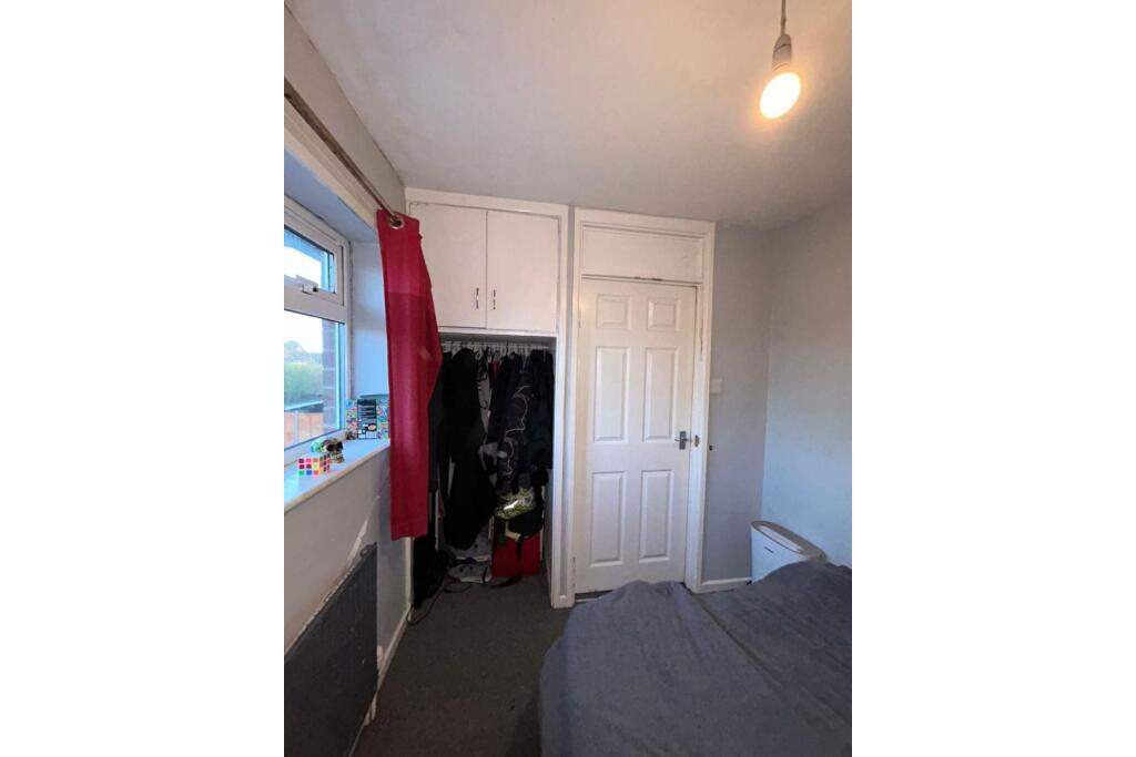 Additional image 15 of The Grove, Studley, B80