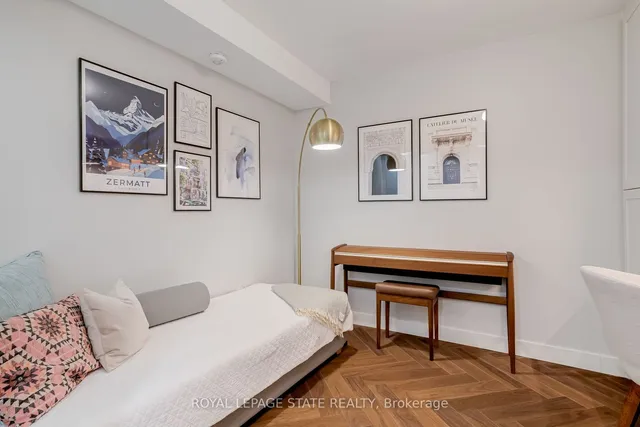 Additional image 32 of 71 Simcoe St Unit 2201