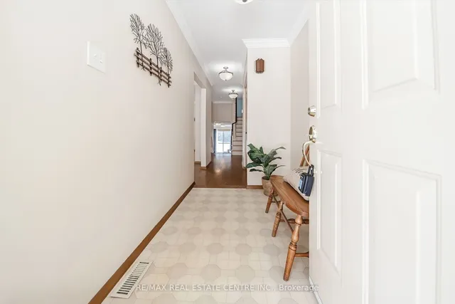 Additional image 6 of 32 Governor Grove Cres