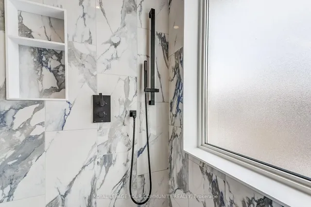 Additional image 34 of 1641 Allan Cres Cres