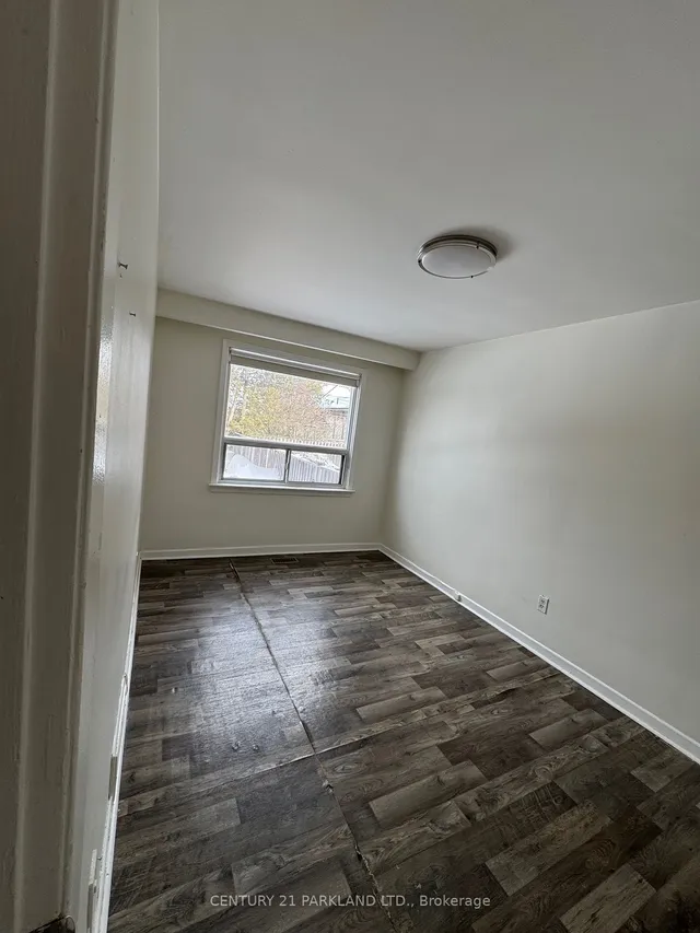 Additional image 4 of 42 Symons St