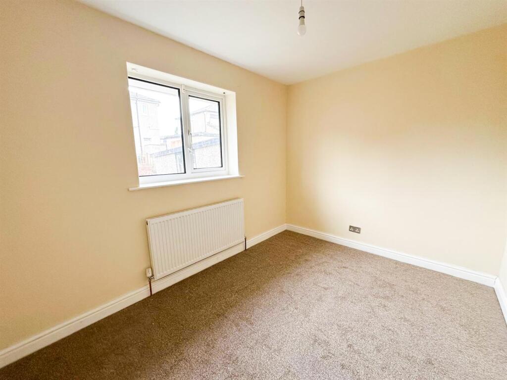 Additional image 7 of Kings Drive, Bradford