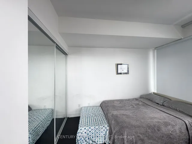 Additional image 8 of 85 Wood St Unit 3912