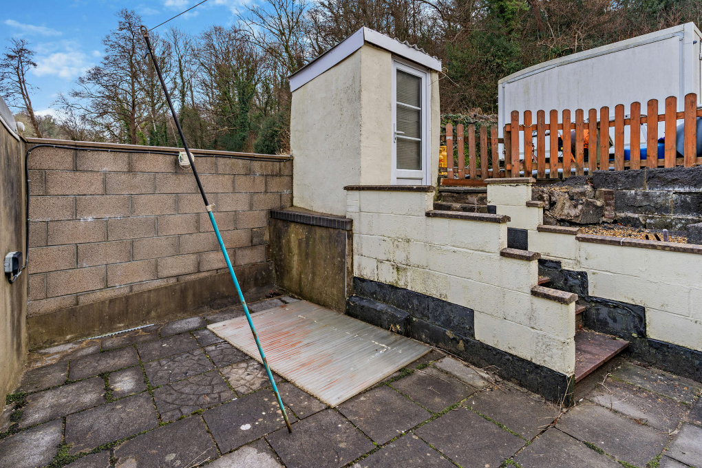 Additional image 9 of Dan-y-twyn, Treharris, South Glamorgan, Rhondda Cynon Taff, CF46