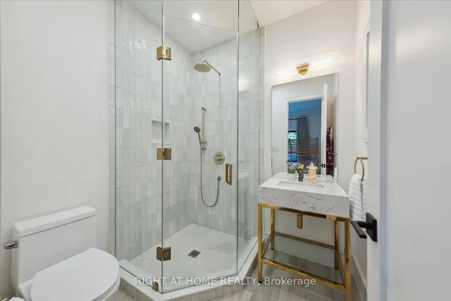 Additional image 27 of 4 Old Park Rd