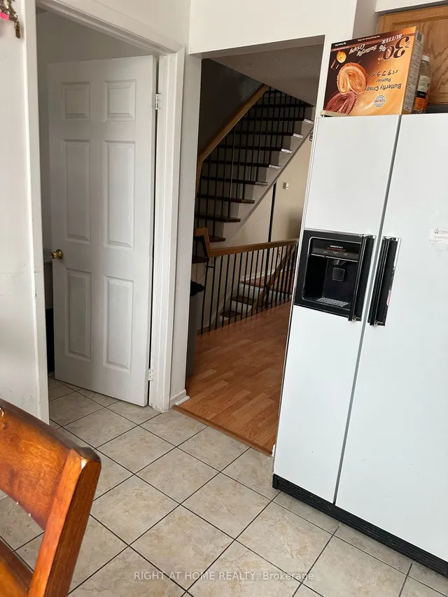 Additional image 5 of 3409 st.clair Ave Unit 1