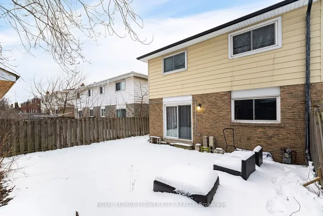 Additional image 35 of 144 ABELL Dr