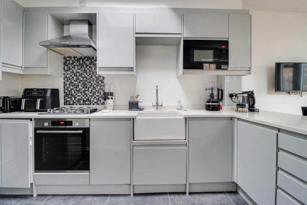 Additional image 10 of Cravells Road, Harpenden, Hertfordshire, AL5