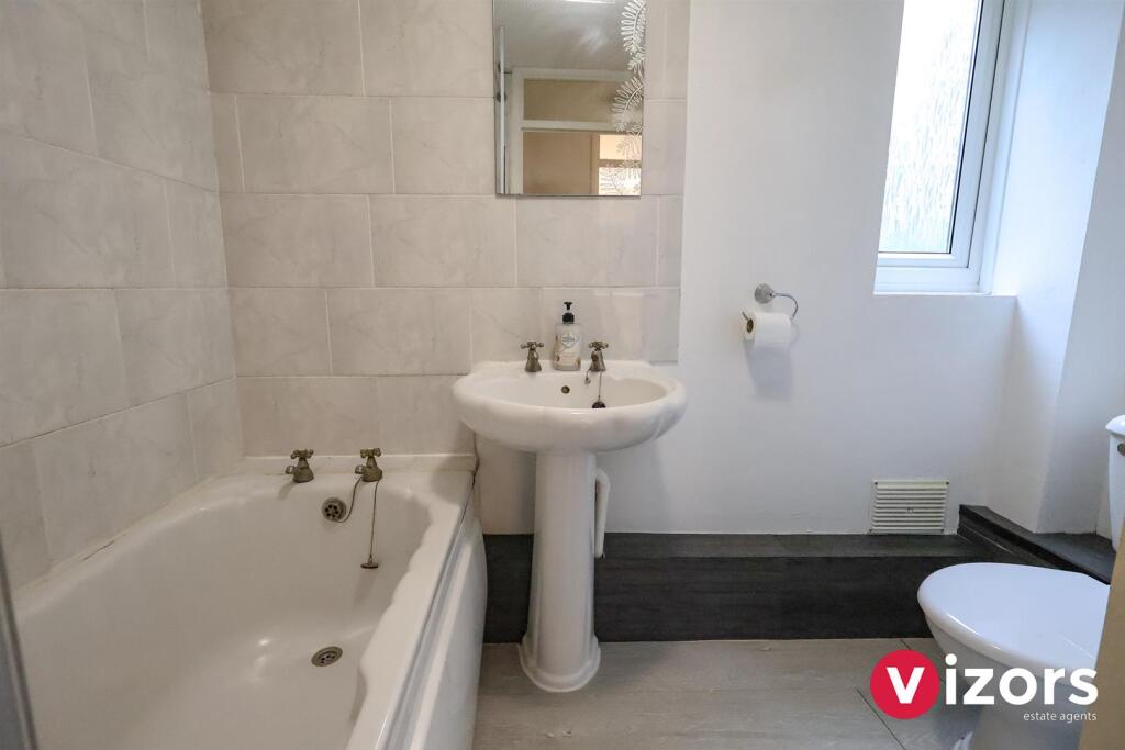 Additional image 6 of Haresfield Close, Redditch