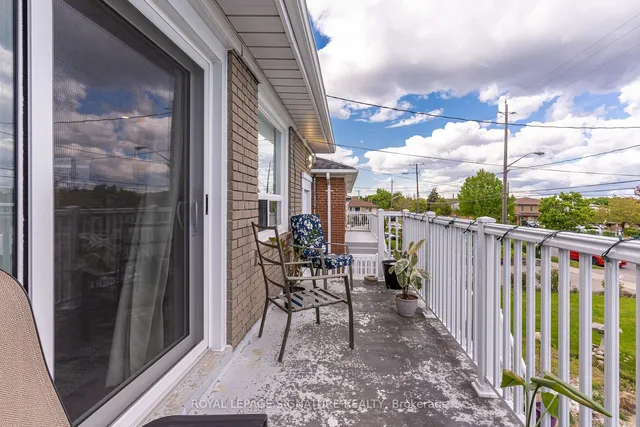 Additional image 37 of 40 Arleta Ave