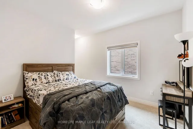 Additional image 13 of 14 ICON St