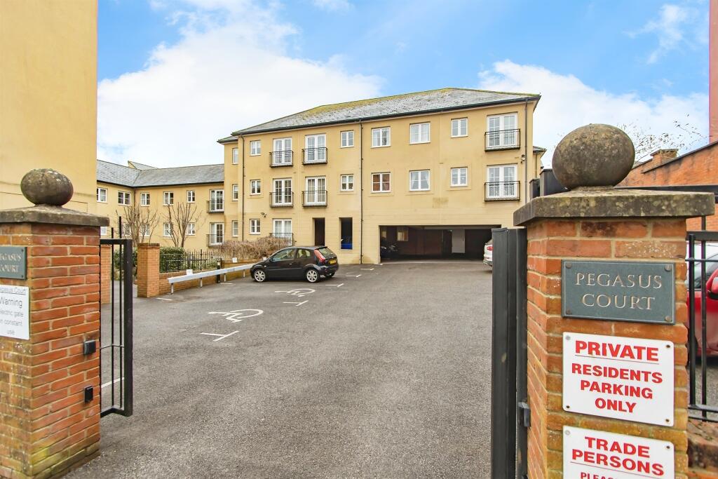 Additional image 17 of South Street, Yeovil