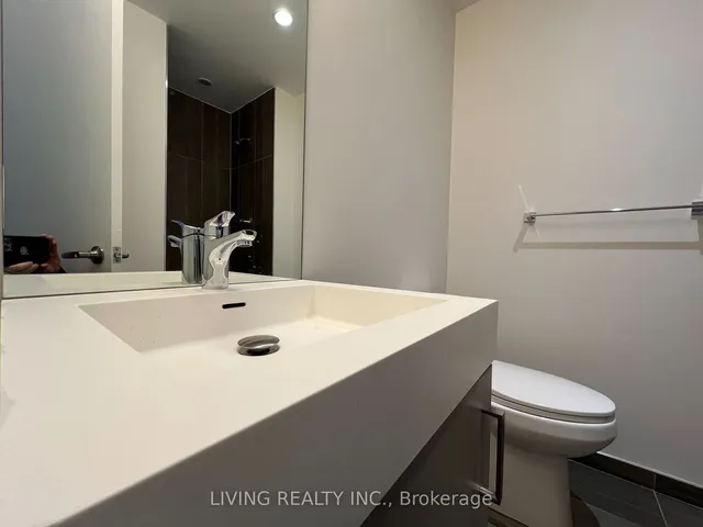 Additional image 30 of 17 Dundonald St Unit 1007