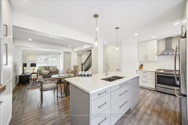 Additional image 23 of 779 Hyde Rd