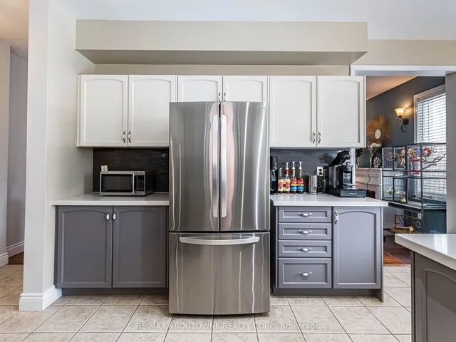 Additional image 17 of 1030 Donnelly St