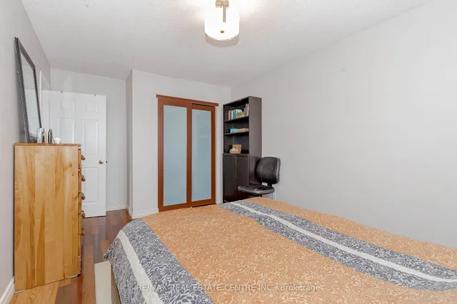Additional image 39 of 4155 Dursley Cres