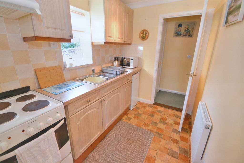 Additional image 16 of Verwood
