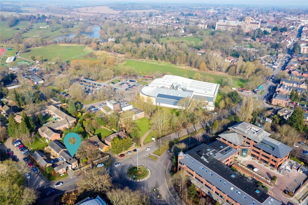 Additional image 12 of St. Stephens Hill, St. Albans, Hertfordshire, AL1