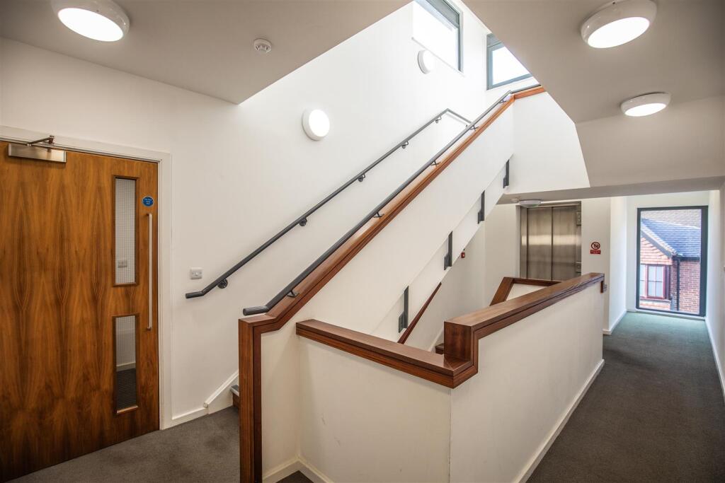 Additional image 15 of St. Nicholas Lane, Lewes BN7 2GH