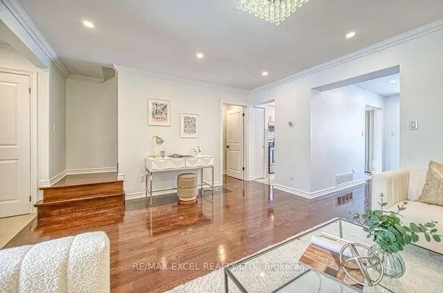 Additional image 38 of 11 Truro Cres
