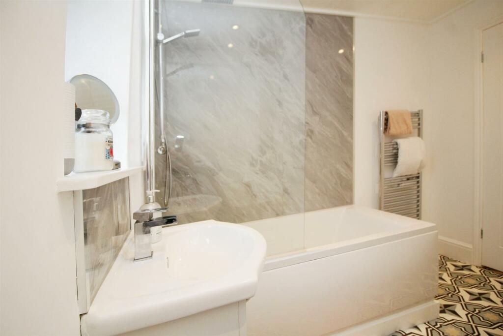 Additional image 16 of Green Place, Bradford, BD2 3AB