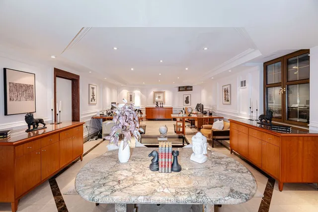 Additional image 38 of 2 Edgeforest Dr