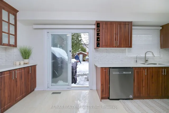 Additional image 9 of 54 Nancy McCredie Dr