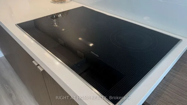 Additional image 16 of 21 Iceboat Terr Unit 4510