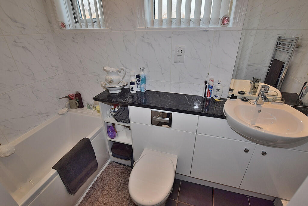 Additional image 12 of Fontenay Road, Richmond