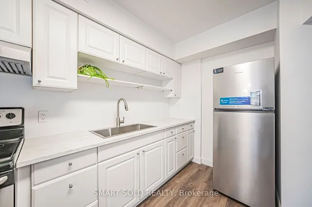 Additional image 21 of 25 Esterbrooke Ave Unit 113