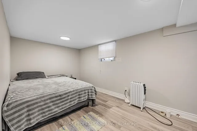 Additional image 22 of 118 Holland Park Ave