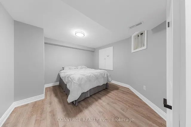 Additional image 30 of 9 Islington Dr