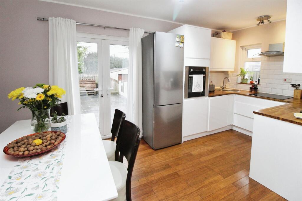 Additional image 14 of Mandale Road, Bradford, BD6 3JX