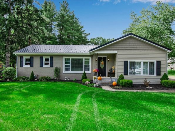 Additional image 3 of 750 Maple Rd, East Aurora, NY 14052