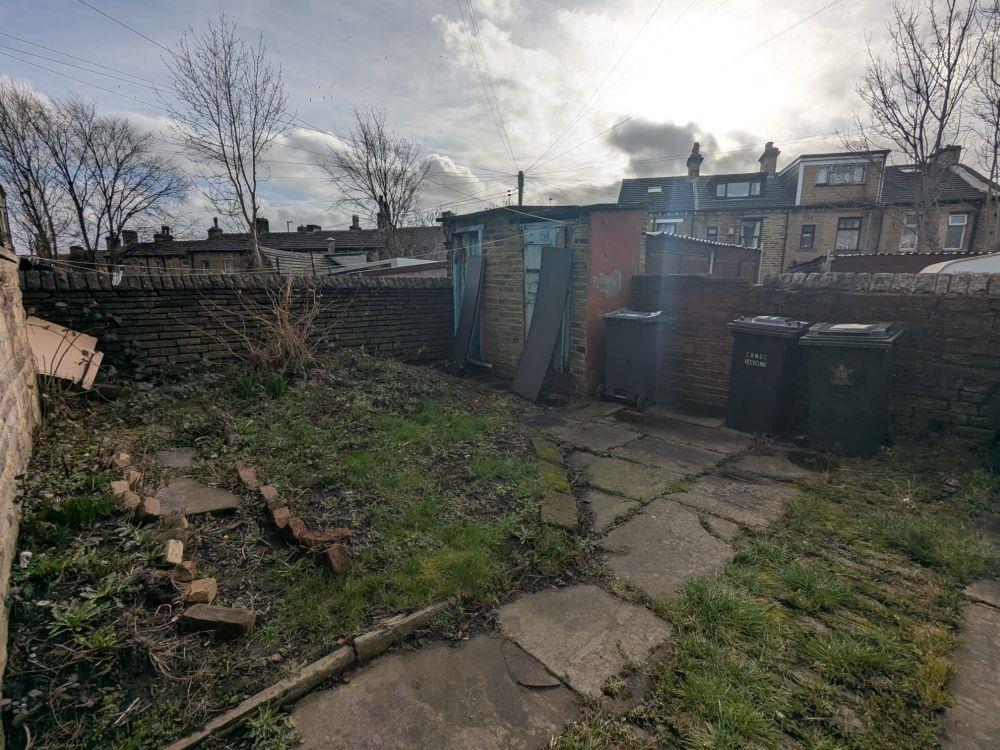 Additional image 7 of 41, West Park Road Bradford, BD8 9SG