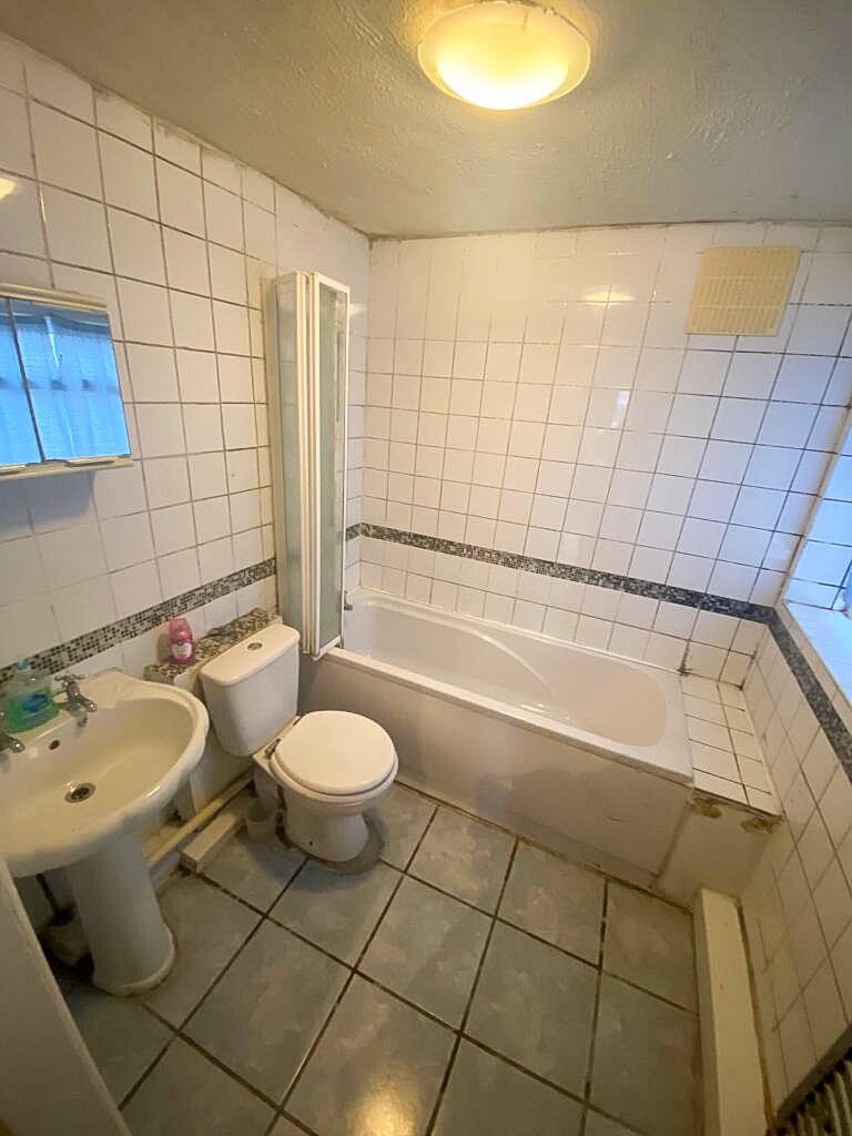 Additional image 6 of Farm Road, Oldbury, West Midlands, B68