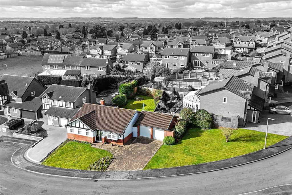 Broadlee, Wilnecote, Tamworth, Staffordshire, B77