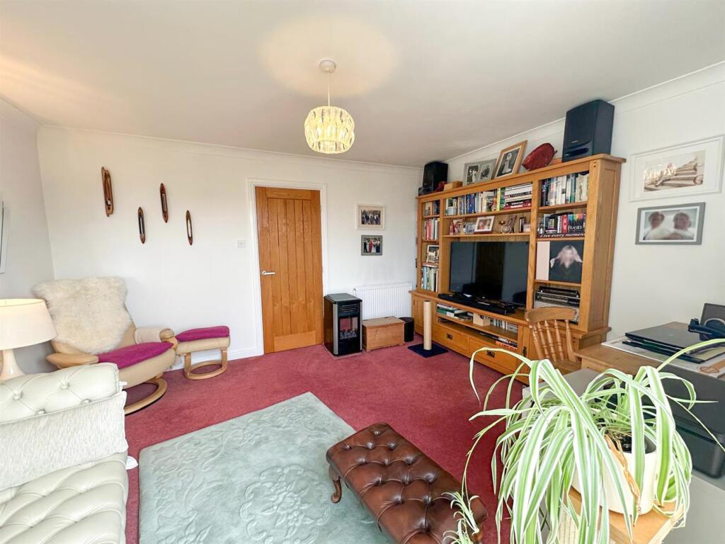 Additional image 9 of Wharfe Court, Silsden