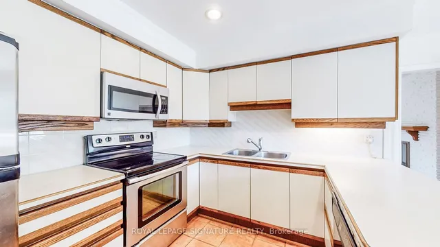 Additional image 18 of 24 Burleigh Heights Dr