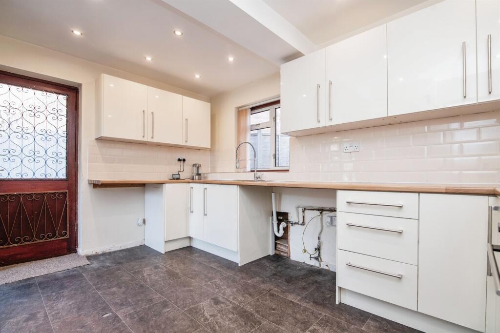 Additional image 8 of Perry Park Crescent, BIRMINGHAM